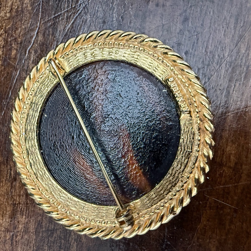 Vintage Kramer Translucent Brown Tones Resin Gold Brooch - Picture 4 of 6